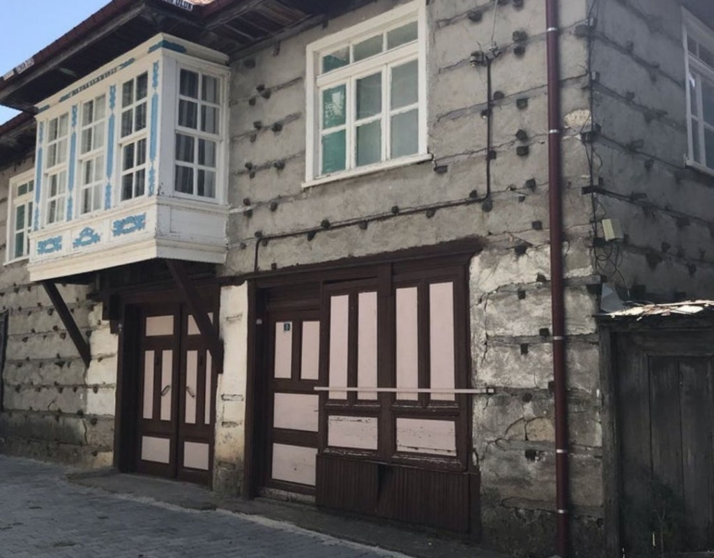 ORMANA ALTINBEŞİK MAĞRASI